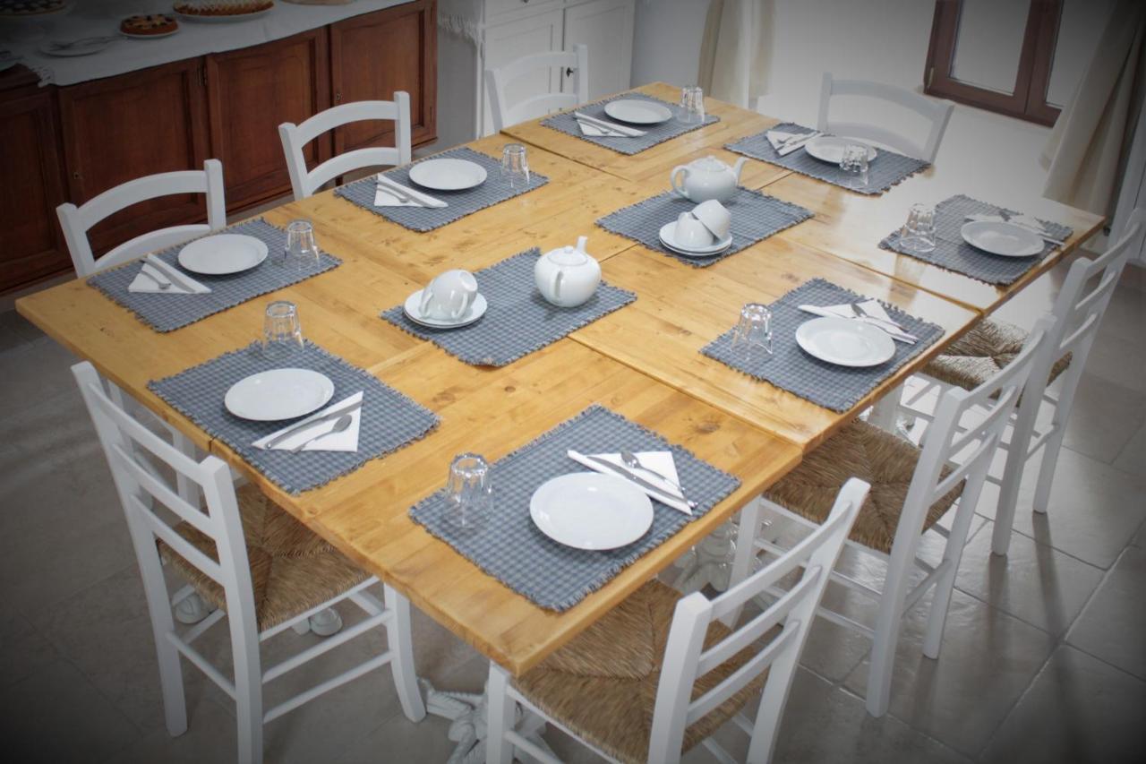 A Casa Ventotto Bed & Breakfast Mesagne Bagian luar foto