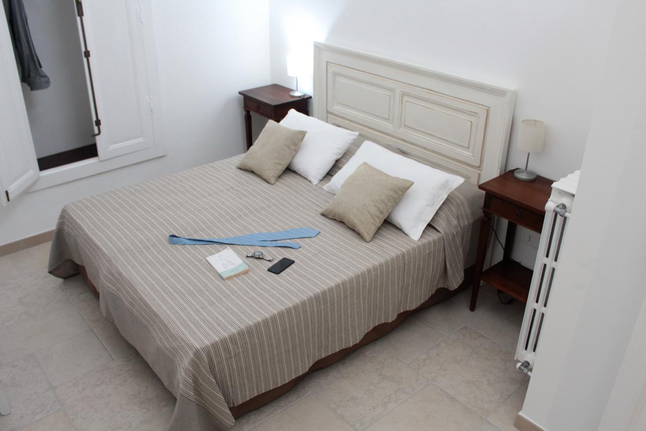 A Casa Ventotto Bed & Breakfast Mesagne Bagian luar foto