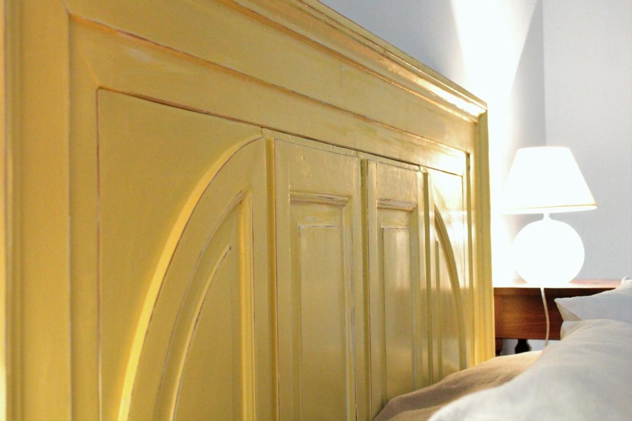 A Casa Ventotto Bed & Breakfast Mesagne Bagian luar foto