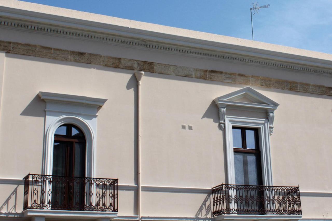 A Casa Ventotto Bed & Breakfast Mesagne Bagian luar foto