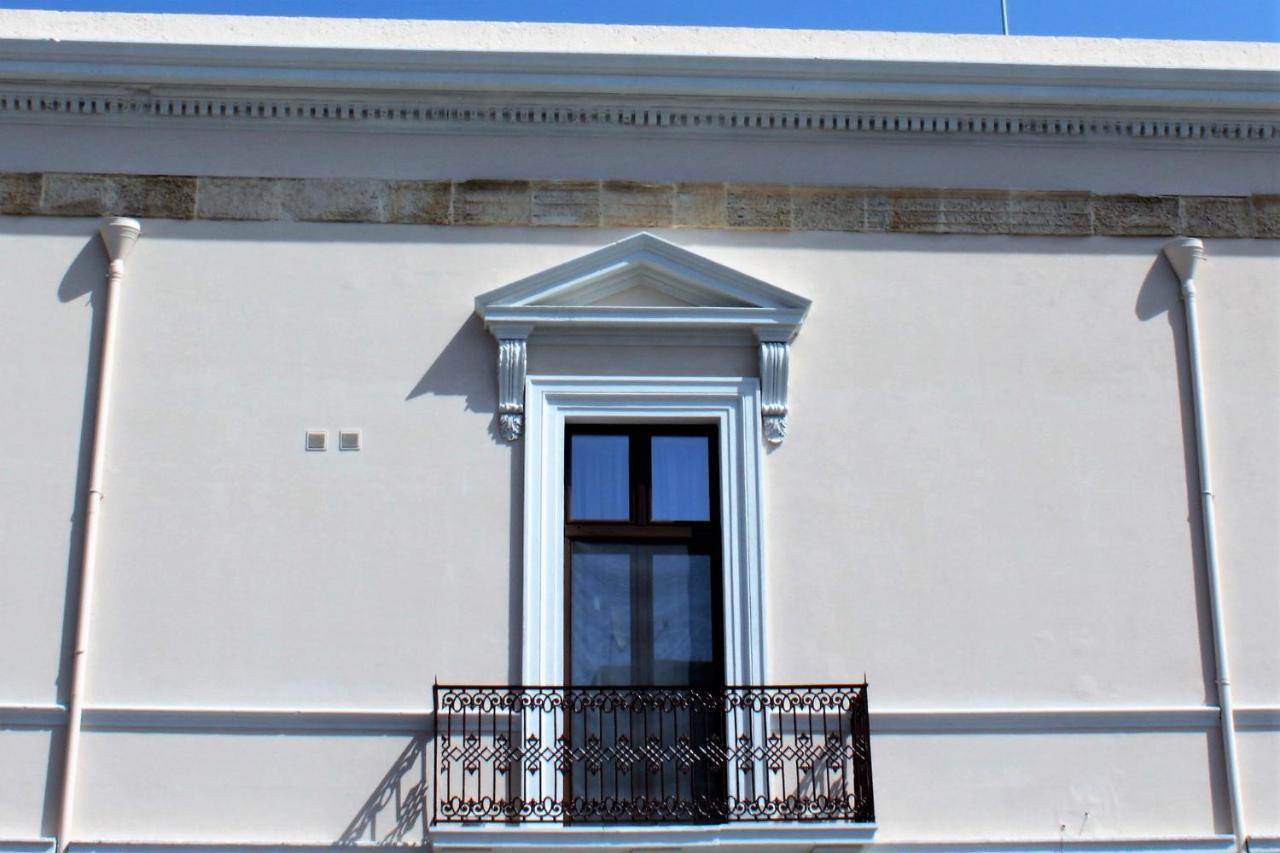 A Casa Ventotto Bed & Breakfast Mesagne Bagian luar foto